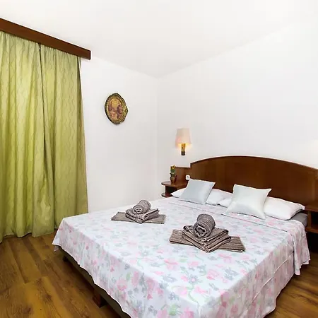 Апартаменты Teddy Bear Трогир